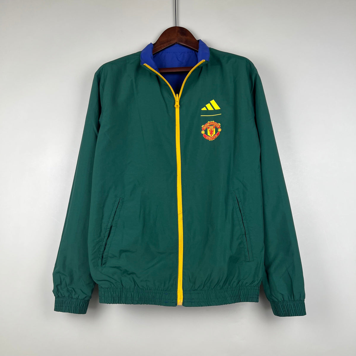 MANCHESTER UNITED WINDBREAKER 2023/2024